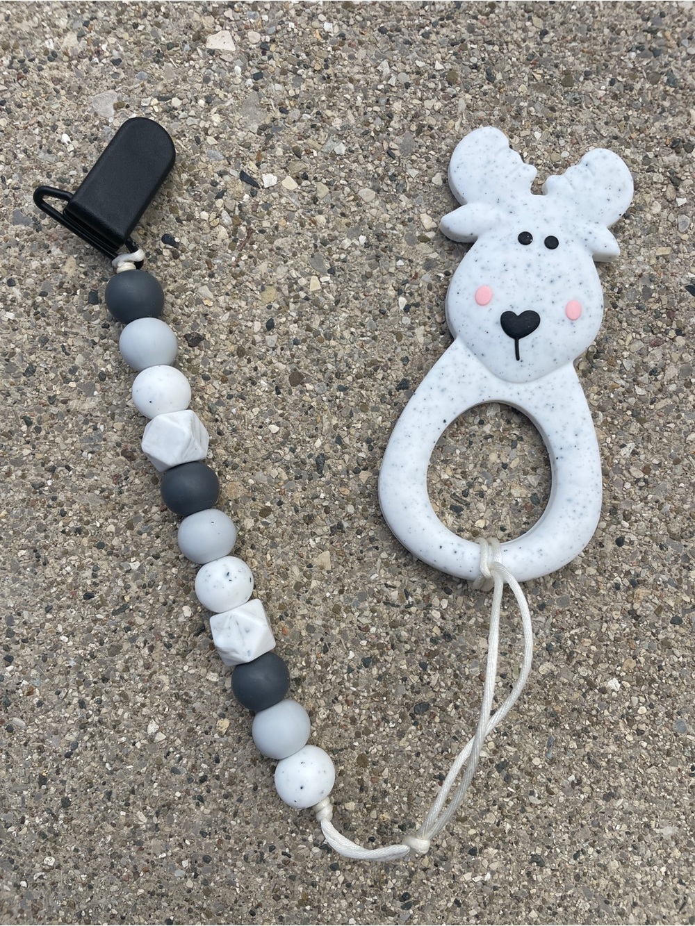 Baby Pacifier Clips with Teether - Picture 5 of 7